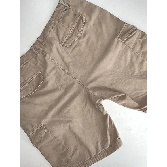 TOMMY BAHAMA SHORTS CARGO KHAKI BEIGE FLAT FRONT COTTON SZ 40 - Picture 2 of 6